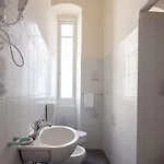 Rent Πανσιόν *