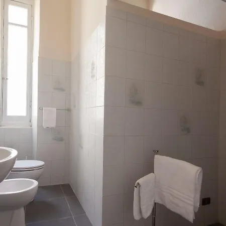 Rent Vendégház La Spezia